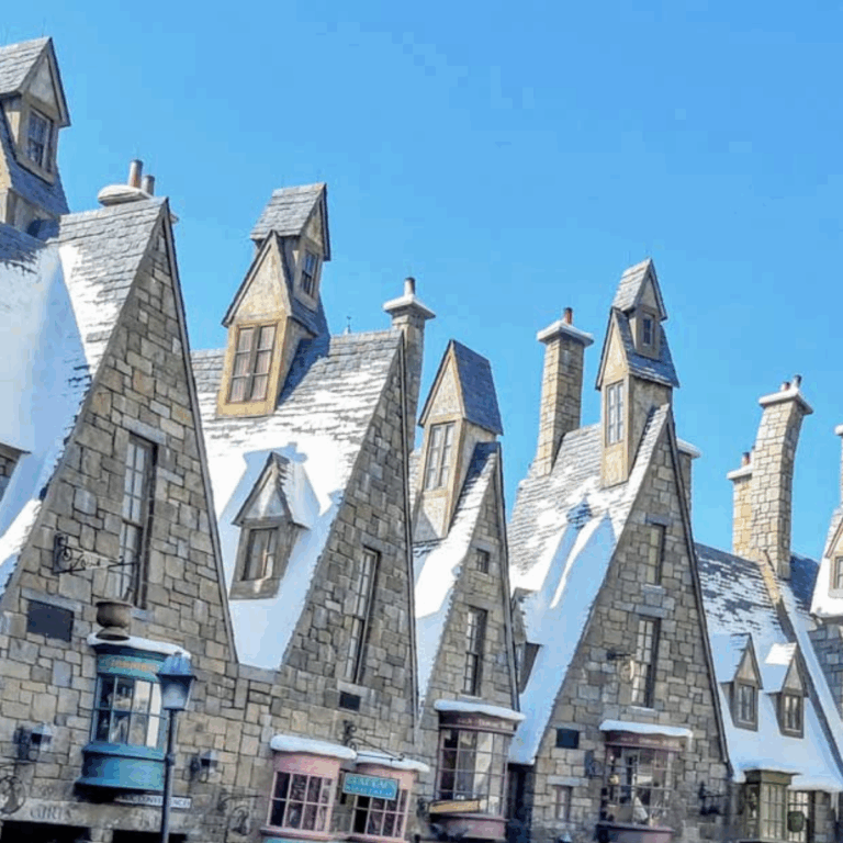 A Guide to Universal Islands of Adventure: All Attractions & Dining